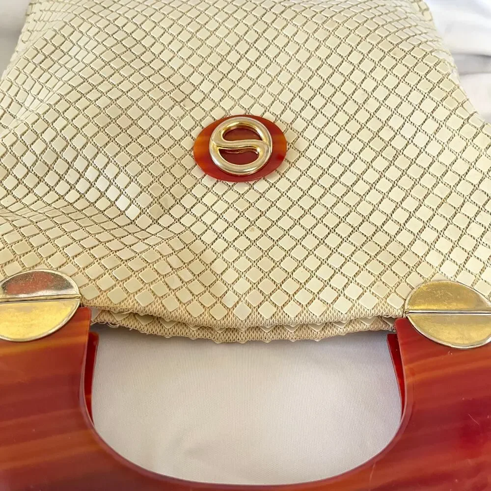 Vintage Lumured Ivory-White Luma Mesh Tortoise Shell Lucite Mod Handbag